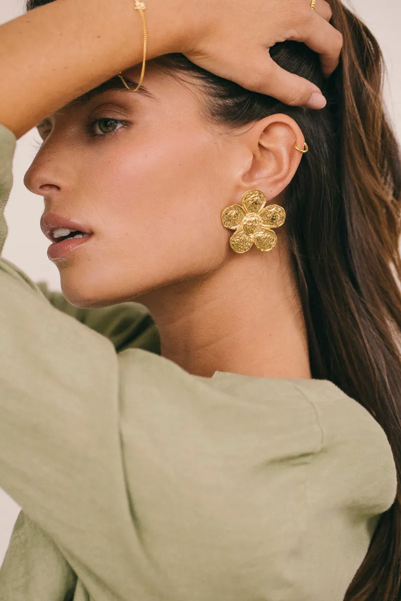 Big Flower Earring Gold Plated