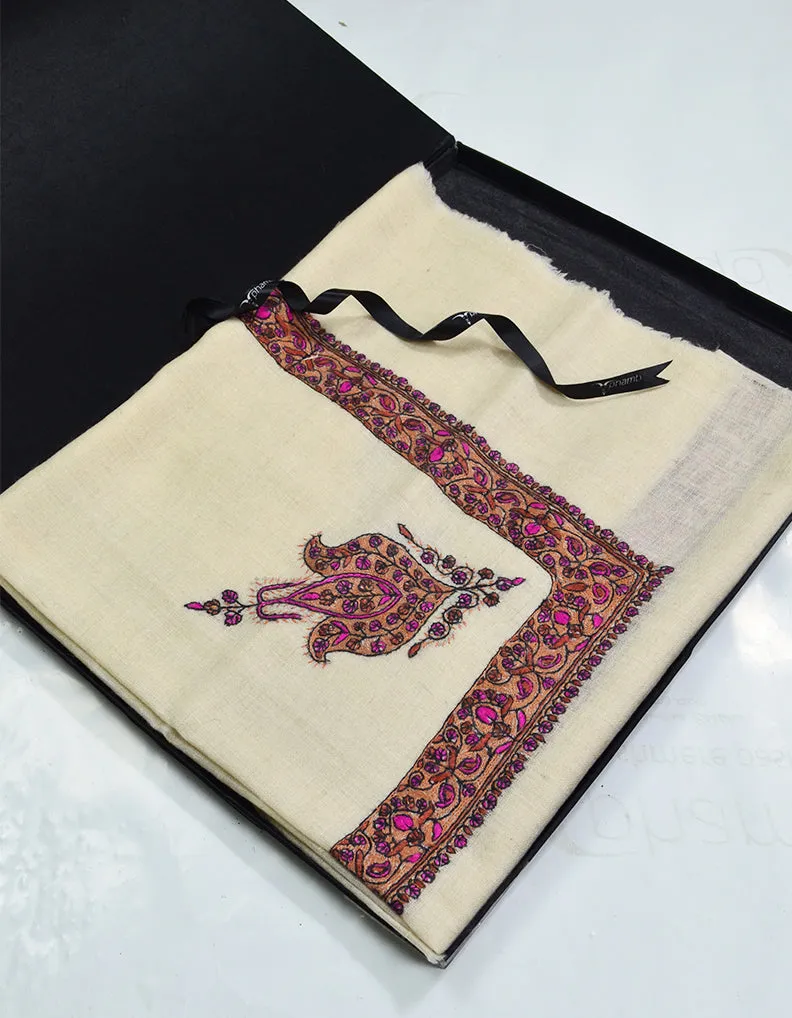 Mussar Rumaal Small Naqsha White RS00048