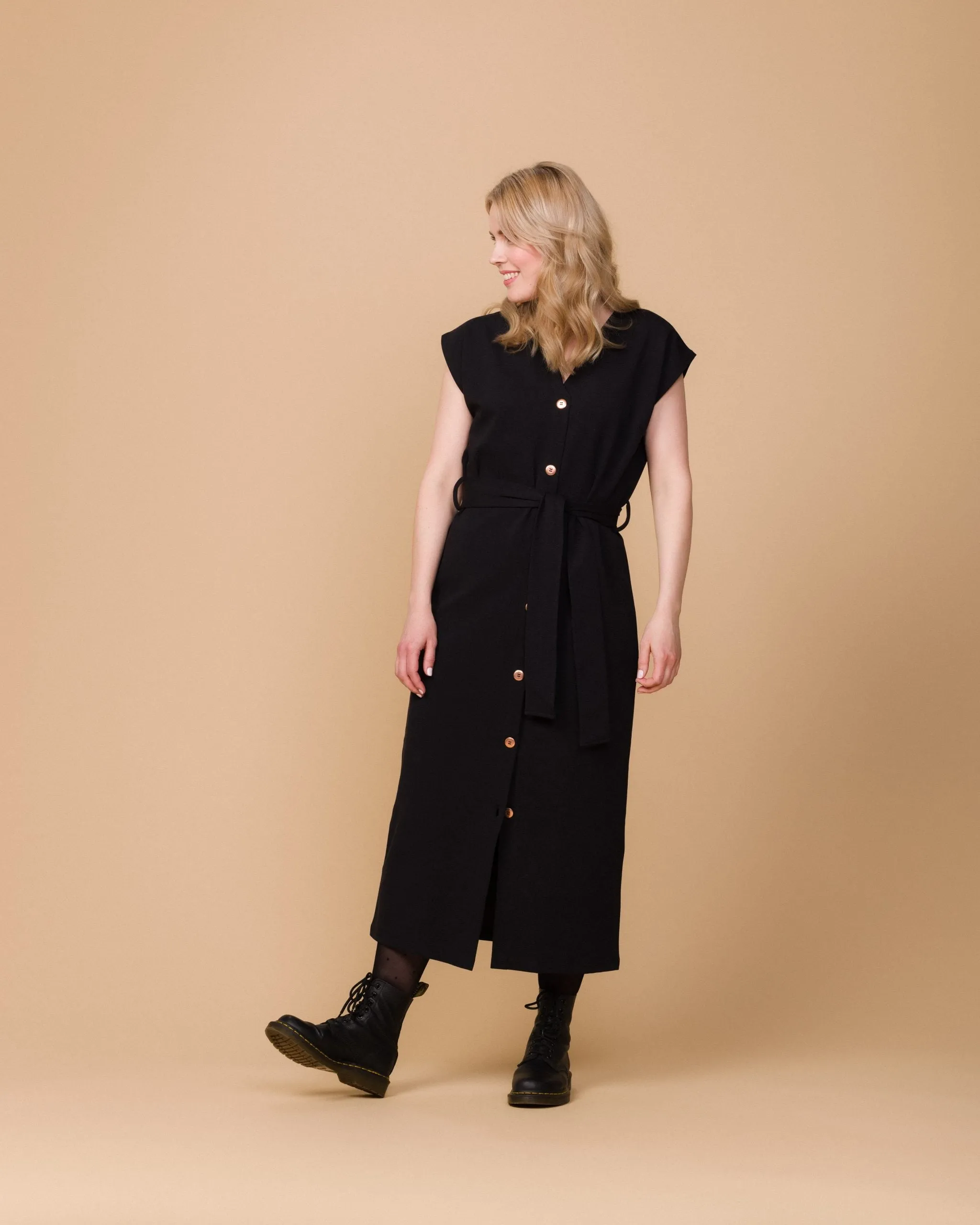Nicola Vest Dress Black