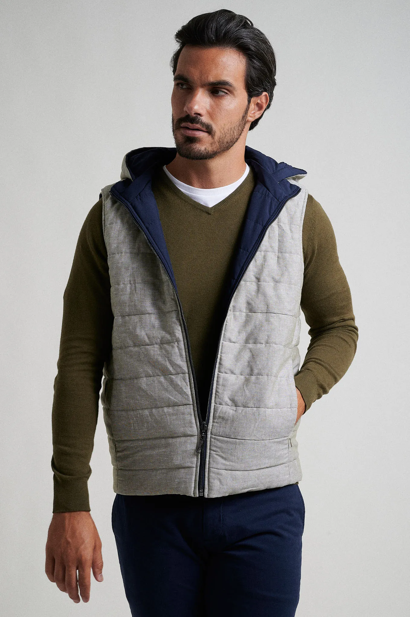 Quilted down vest in recycled polyester Respekt line