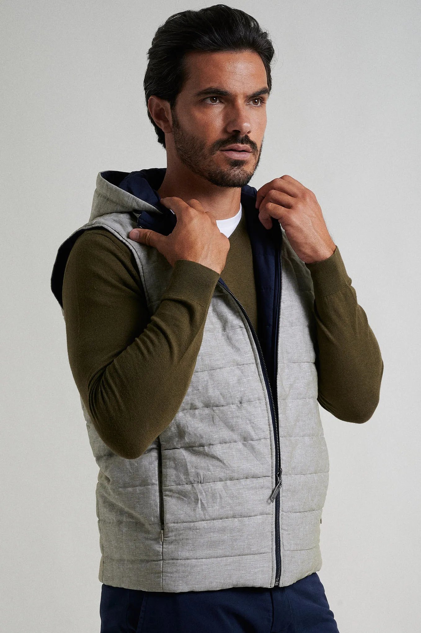 Quilted down vest in recycled polyester Respekt line