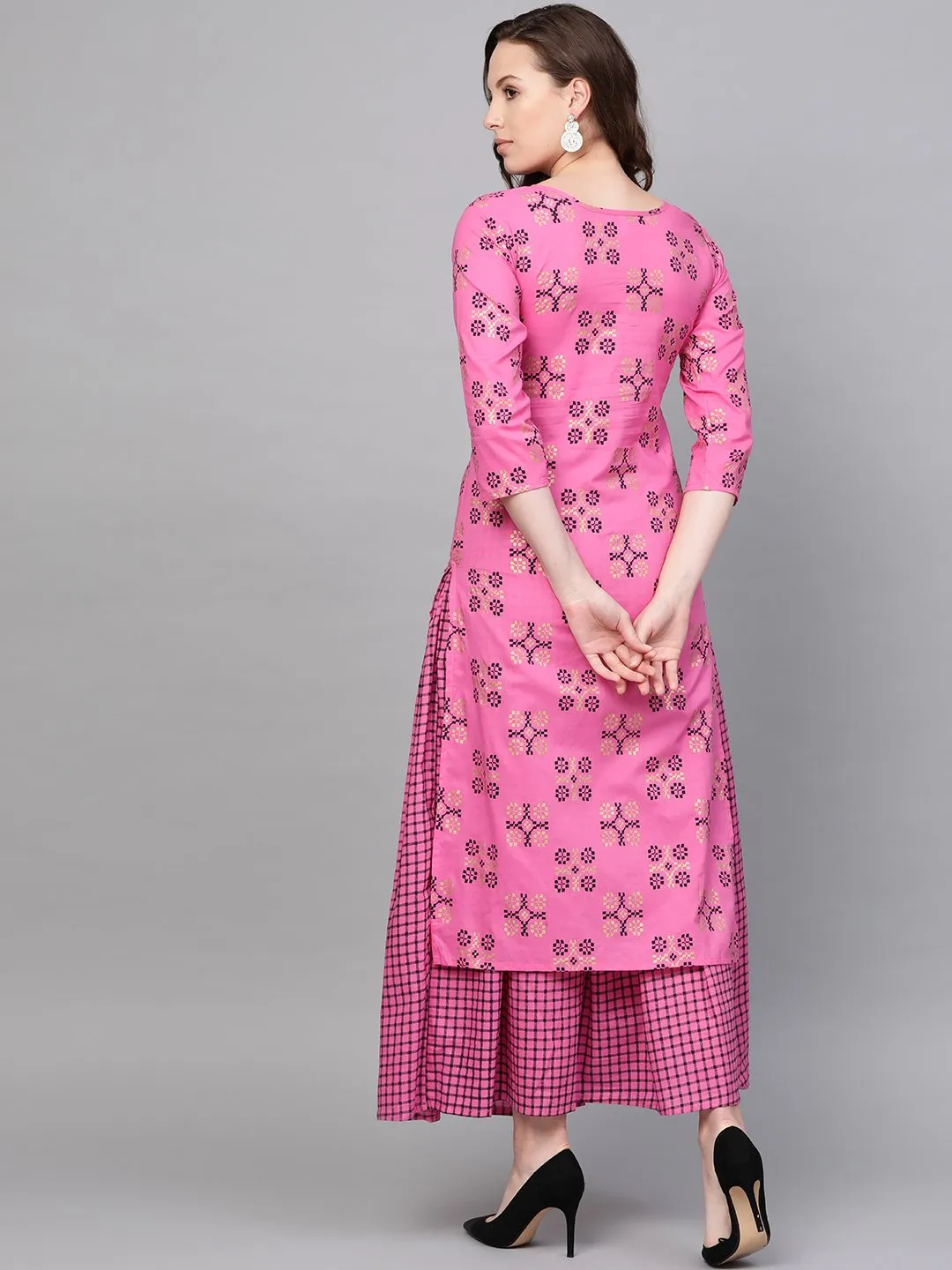 Women Pink Three-Quarter Sleeves Printed Straight Pure Cotton Kurta And Skirt Set