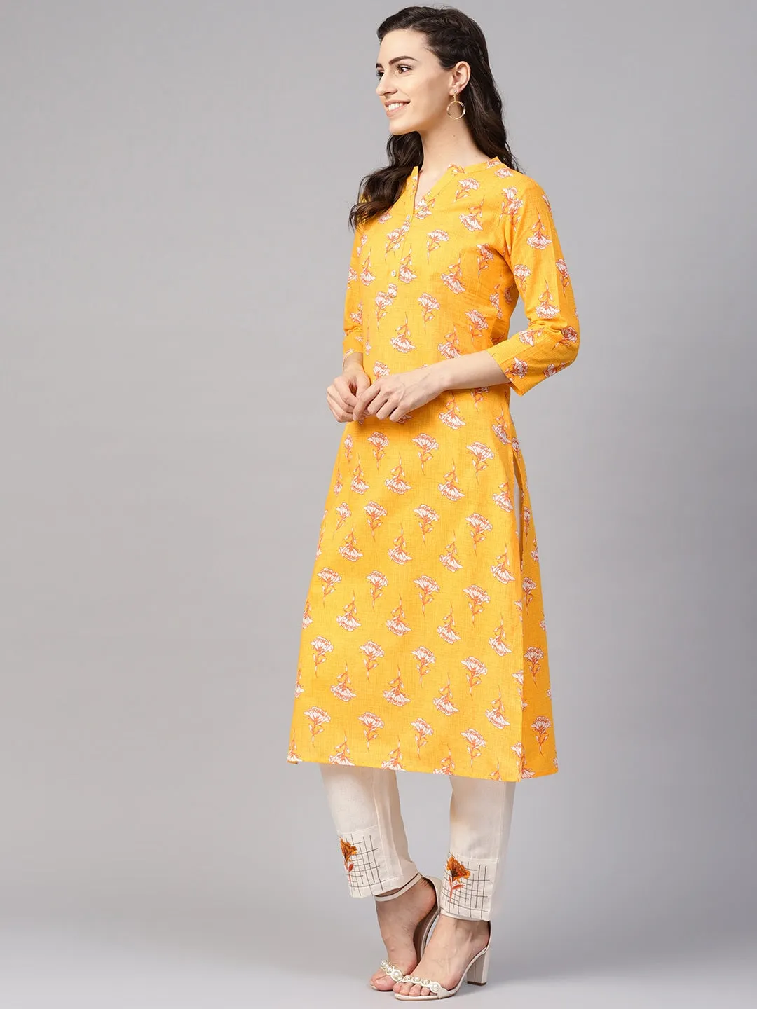 Women Yellow & Beige Printed Kurta Set